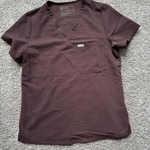 FIGS Women's Catarina One Pocket Brown Scrub Top